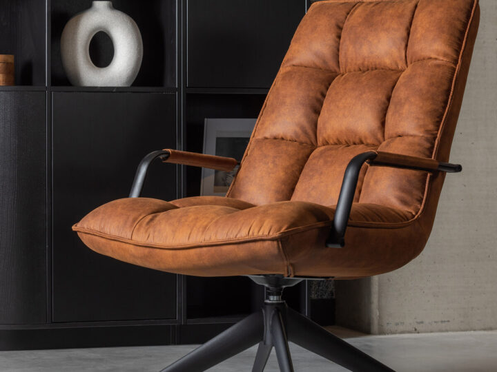 WOOOD Draaifauteuil 'Jouke' Lederlook, Met armleuning, kleur Cognac van Sohome
